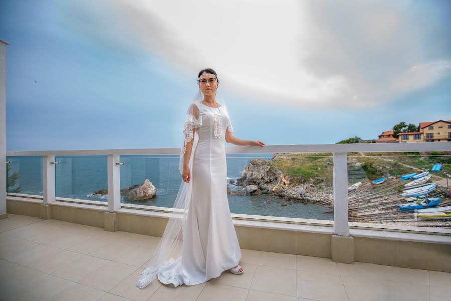 Wedding photographer Nikolay Nikolov (flexito). Photo of 15 July 2019