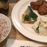 Cafe & Meal MUJI