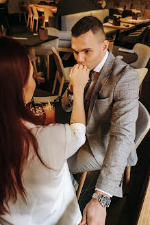 Fotografo di matrimoni Snezhanna Sevastyanova (snezhanovaphoto). Foto del 31 ottobre 2019