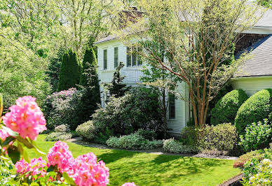 Maison avec piscine et jardin 3