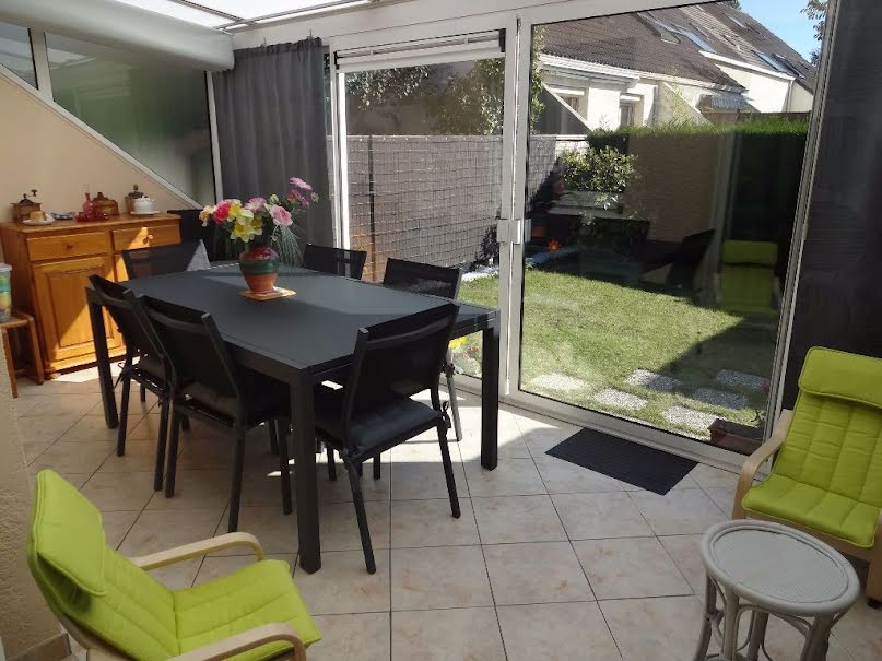 Vente maison 6 pièces 130 m² à Montigny-le-Bretonneux (78180), 441 000 €