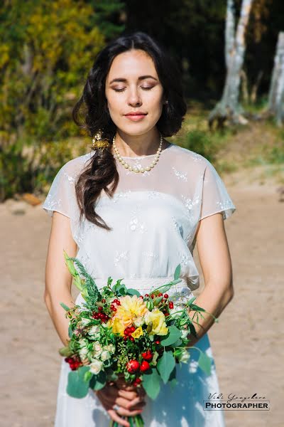 Fotógrafo de casamento Viktoriya Yanysheva (vikiyanysheva). Foto de 28 de setembro 2015