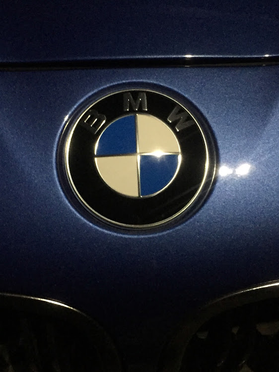 M5のbmw・エンブレム・ターボに関するカスタム事例の投稿画像1枚目