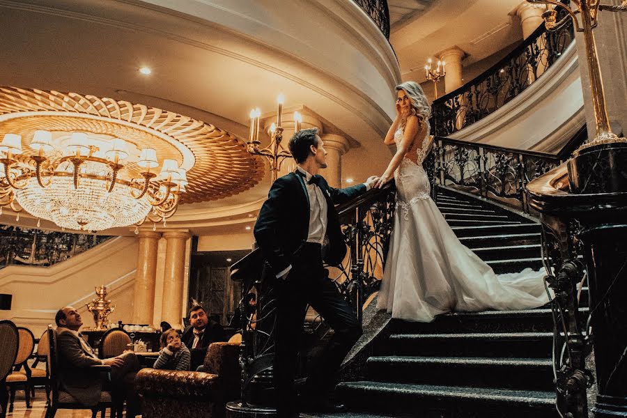 Fotografo di matrimoni Yuliya Karaulova (juliamolko). Foto del 10 febbraio 2019