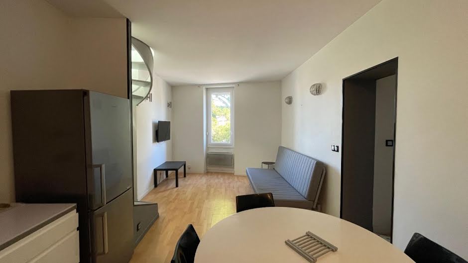 Vente duplex 3 pièces 78 m² à Avignon (84000), 113 000 €