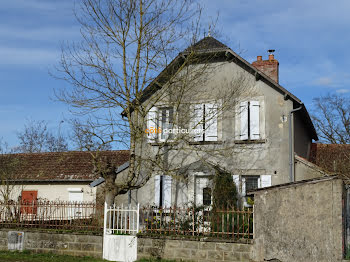 maison à Chezal-Benoît (18)