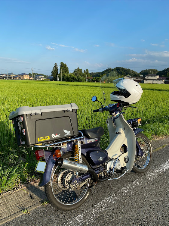 ゆずきらむさんが投稿したスーパーカブ・カブはいいぞぉ・もうウィリーさ・819の日に関するカスタム事例の投稿画像1枚目