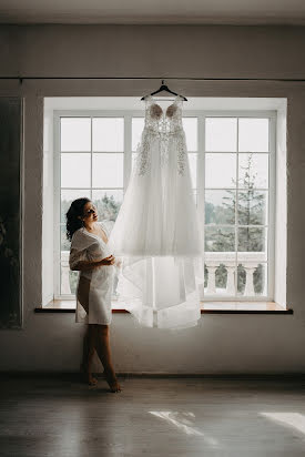 Fotógrafo de casamento Anna Fedorova (fedorowaanyuta). Foto de 19 de outubro 2020