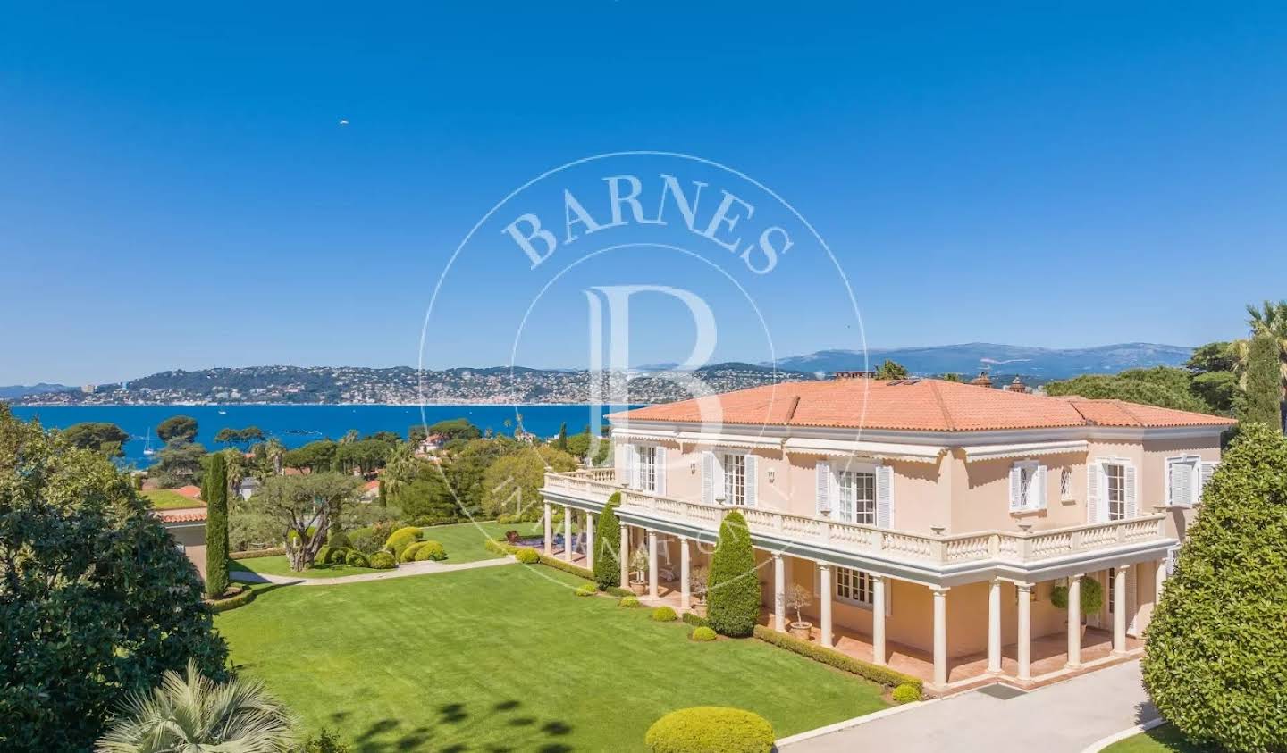 Villa with pool and terrace Antibes