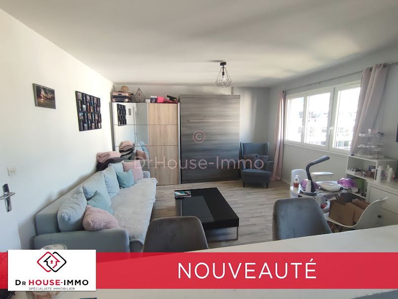 Vente appartement 1 pièce 32 m² à Meaux (77100), 115 000 €