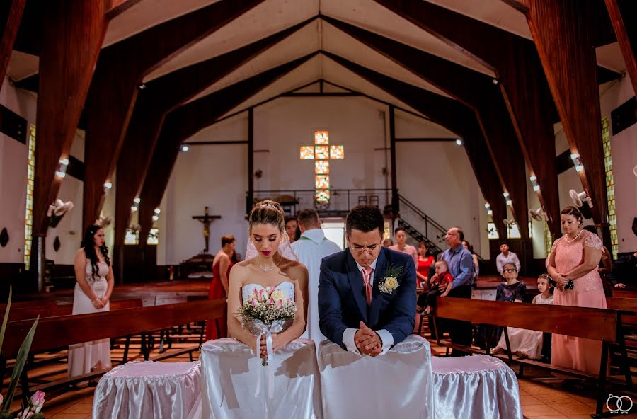 Fotógrafo de casamento Alexis Rueda Apaza (alexis). Foto de 9 de abril 2018