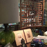 雅痞Art Reading Cafe (雅痞書店)