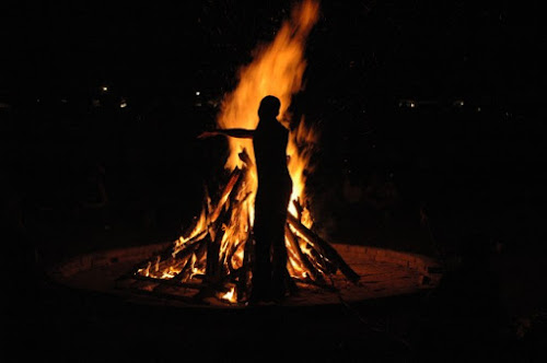 Danza con il fuoco di alexandra sofia