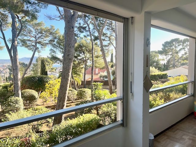 Vente appartement 2 pièces 50 m² à Sanary-sur-Mer (83110), 371 000 €