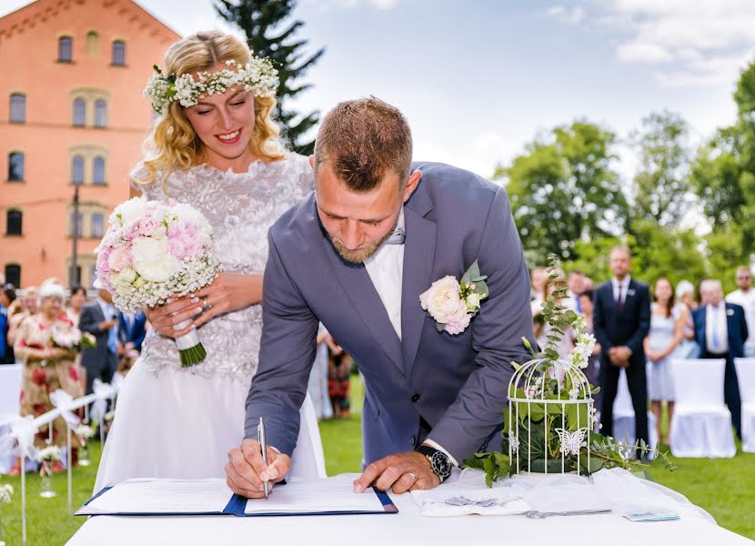 Wedding photographer Michal Schwarz (michalschwarz). Photo of 20 April 2019