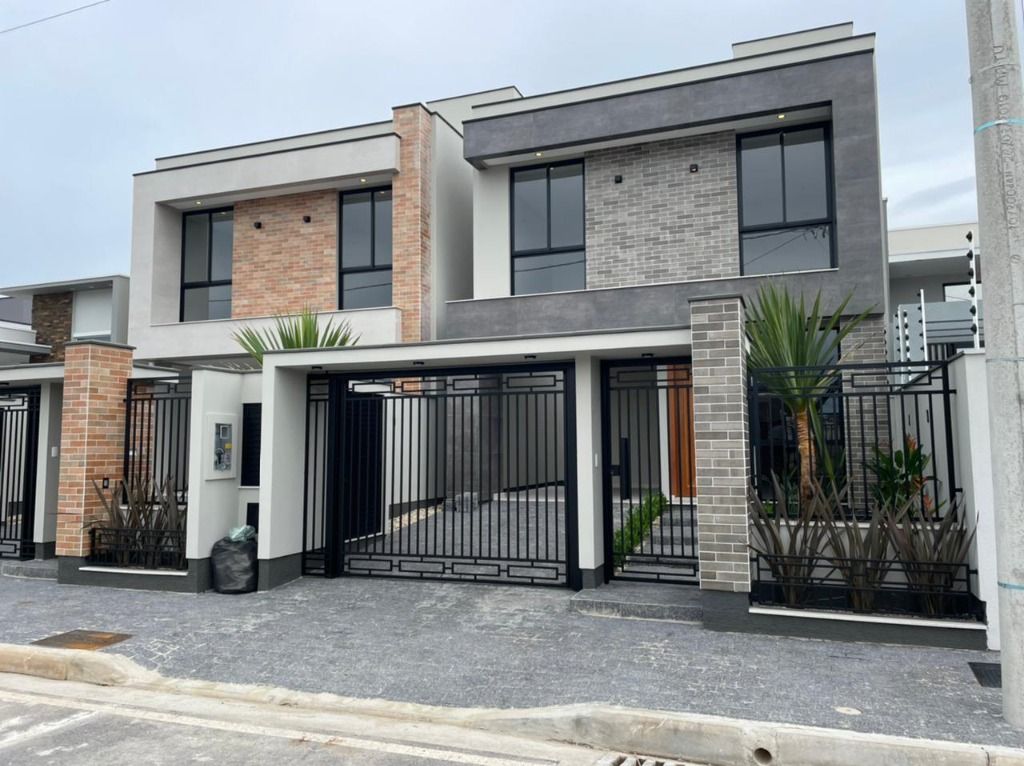 Casa com 3 dormitórios à venda, 123 m² por R$ 670.000,00 - Parque Residencial Bosque da Mata - Tijucas/SC