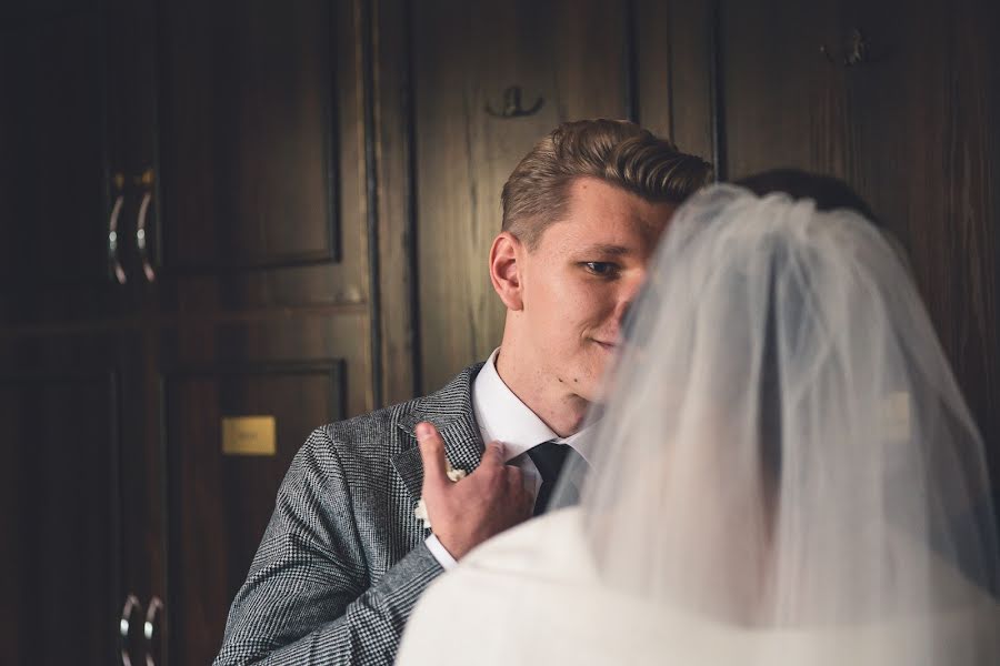 Fotógrafo de bodas Arkadiusz Świentochowski (swientochowski). Foto del 13 de noviembre 2019