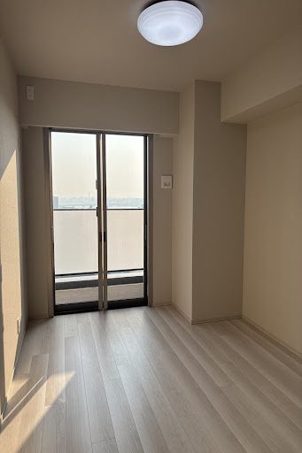 Apartment 5