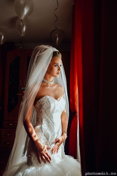 Wedding photographer Vasile Domocos (vasiledmc). Photo of 25 September 2019