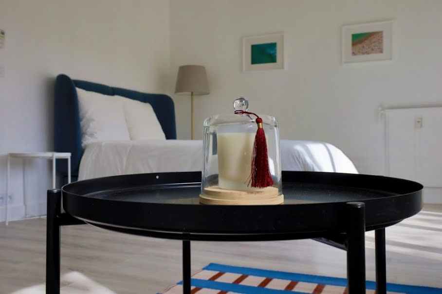Location meublée appartement 1 pièce 26 m² à Cannes (06400), 995 €