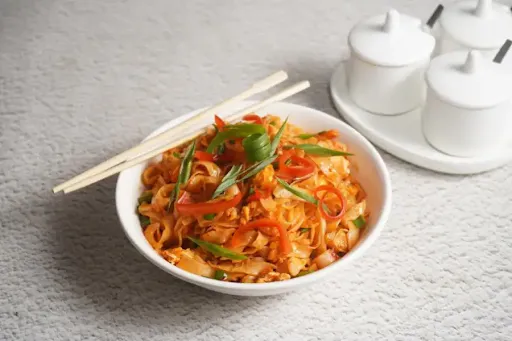 Chicken Kway Teow [Malaysian Noodles]