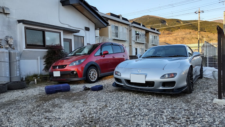 RX-7のRX-7・FD3S・ドラレコ・スタッドレスタイヤへ交換・妻との予算答申に関するカスタム事例の投稿画像6枚目
