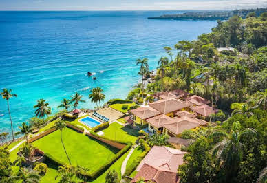 Propriété avec piscine en bord de mer 3