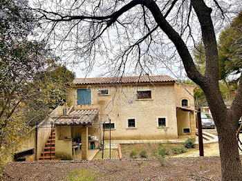 maison à Eyguières (13)