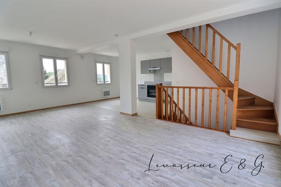 Vente maison 5 pièces 104 m² à Mortefontaine-en-Thelle (60570), 295 000 €