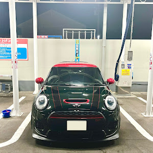 ミニ ハッチバック JCW