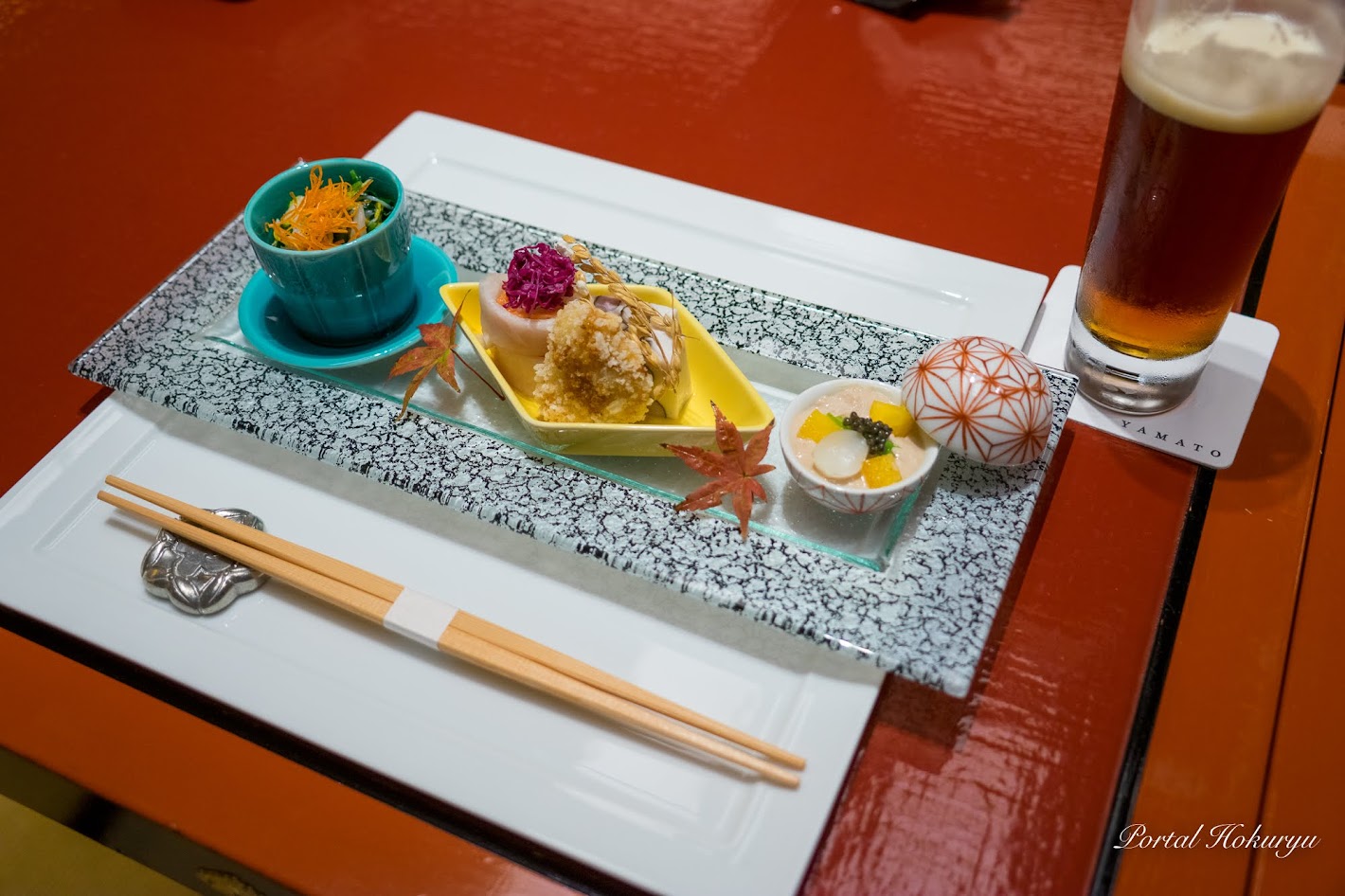 旬菜：汲み上げ湯葉の胡桃和え、サーモンと蕪のお寿司、むかご真蒸、むつの揚げ物、菊と菊菜のお浸し