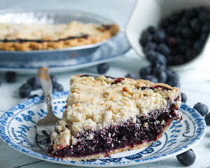 Homemade Wild Blueberry Pie With Crumb Top