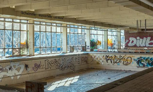 Pankow Schwimmhalle Escape