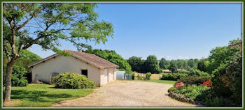 maison à Chalais (16)