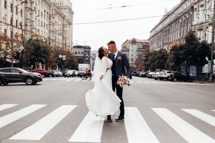 結婚式の写真家Roman Yakovlev (roman)。2021 9月17日の写真