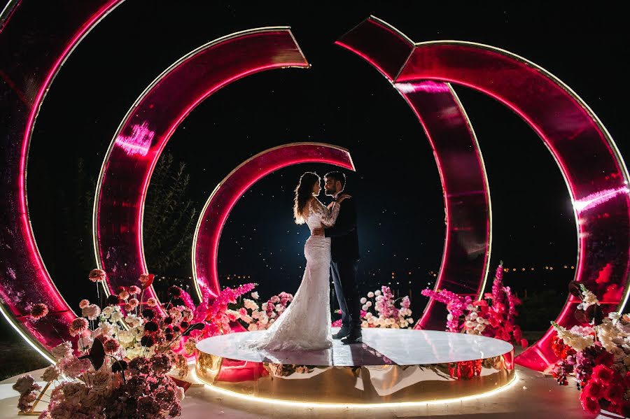 Wedding photographer Maksim Serdyukov (maximserdukov). Photo of 22 November 2021