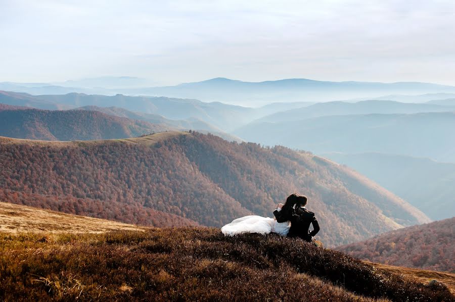 Wedding photographer Sergey Lapchuk (lapchuk). Photo of 13 May 2020