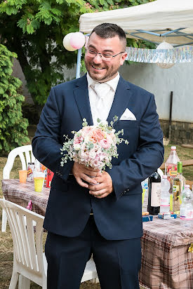 Fotógrafo de bodas Imre Varró (varroimre). Foto del 18 de abril 2023