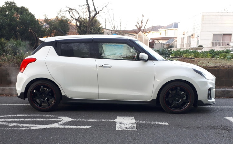 スイフトスポーツのスイフトスポーツZc33sに関するカスタム事例の投稿画像1枚目