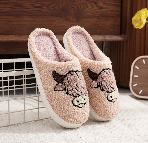 Title 8, Christmas Hot Selling Highland Cow Printing Cot...