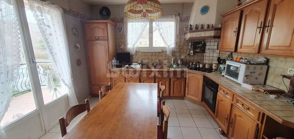 Vente maison 9 pièces 212.58 m² à Thise (25220), 290 000 €