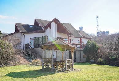 Villa with terrace 6