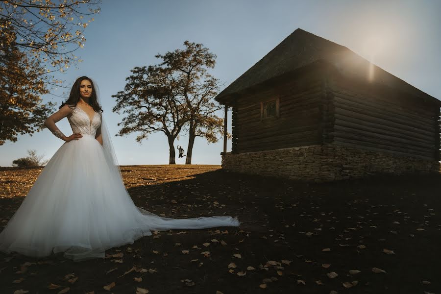 Fotografo di matrimoni Aurelian Cornel Sandu (aureliansandu). Foto del 16 ottobre 2022