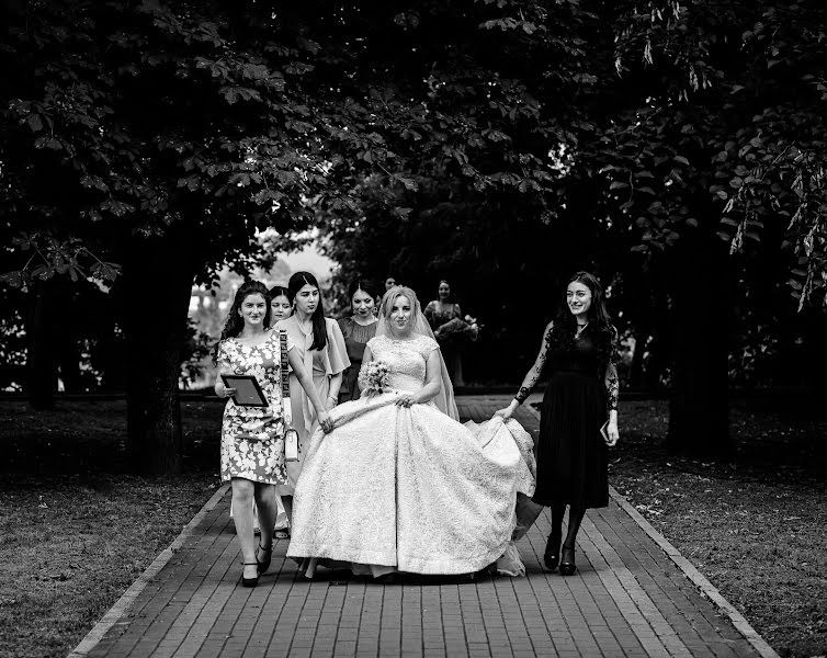 結婚式の写真家Astemir Kochesokov (astemir)。2019 7月12日の写真