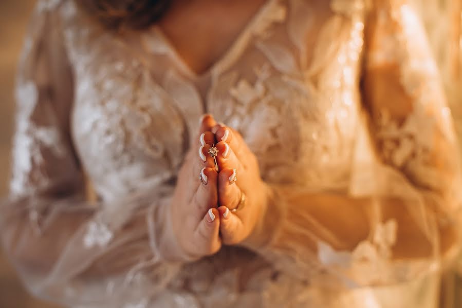 Fotografo di matrimoni Antonina Meshkova (theperfect). Foto del 6 gennaio 2019