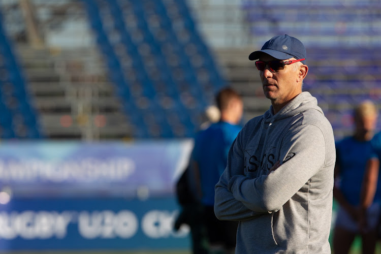 Junior Springbok's head coach Chean Roux looks on during the U/20 South Africa rugby team captain's run at Racecourse Stadium on June 03, 2019 in Rosario, Argentina.