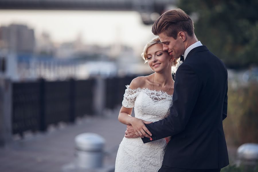 Photographe de mariage Aleksandr Bulenkov (bulenkov). Photo du 25 août 2014