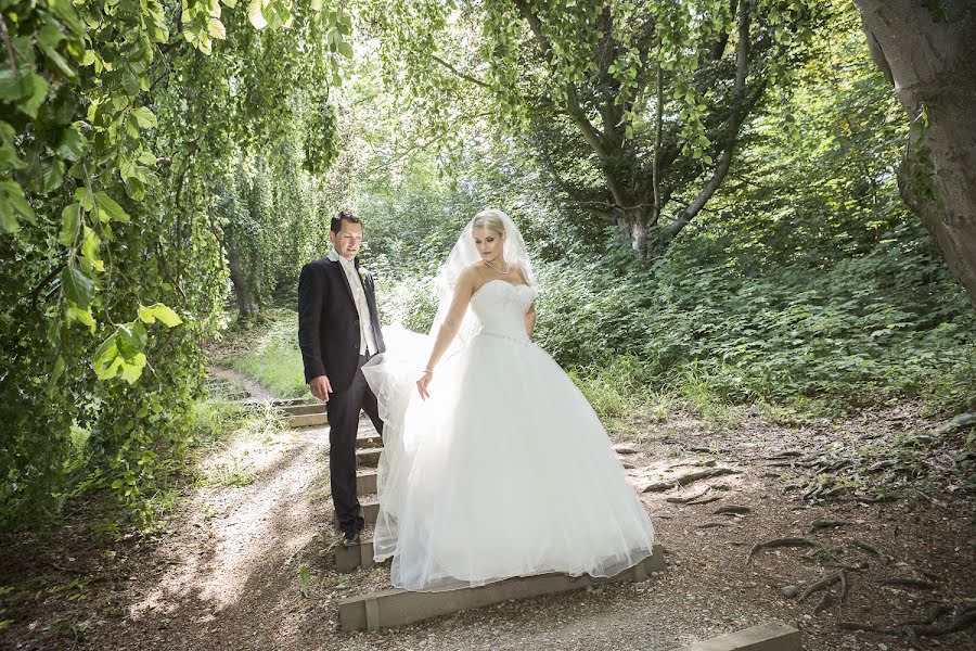 Fotógrafo de bodas Stephanie Winkler (lovelyweddinpic). Foto del 16 de enero 2015