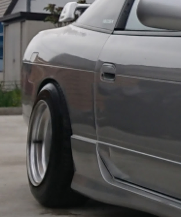 180SXのホイール交換・旧車・フォーカスに関するカスタム事例の投稿画像2枚目