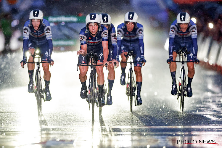 Furieuze Remco Evenepoel spuwt zijn gal na ploegentijdrit: "Het was op leven en dood"